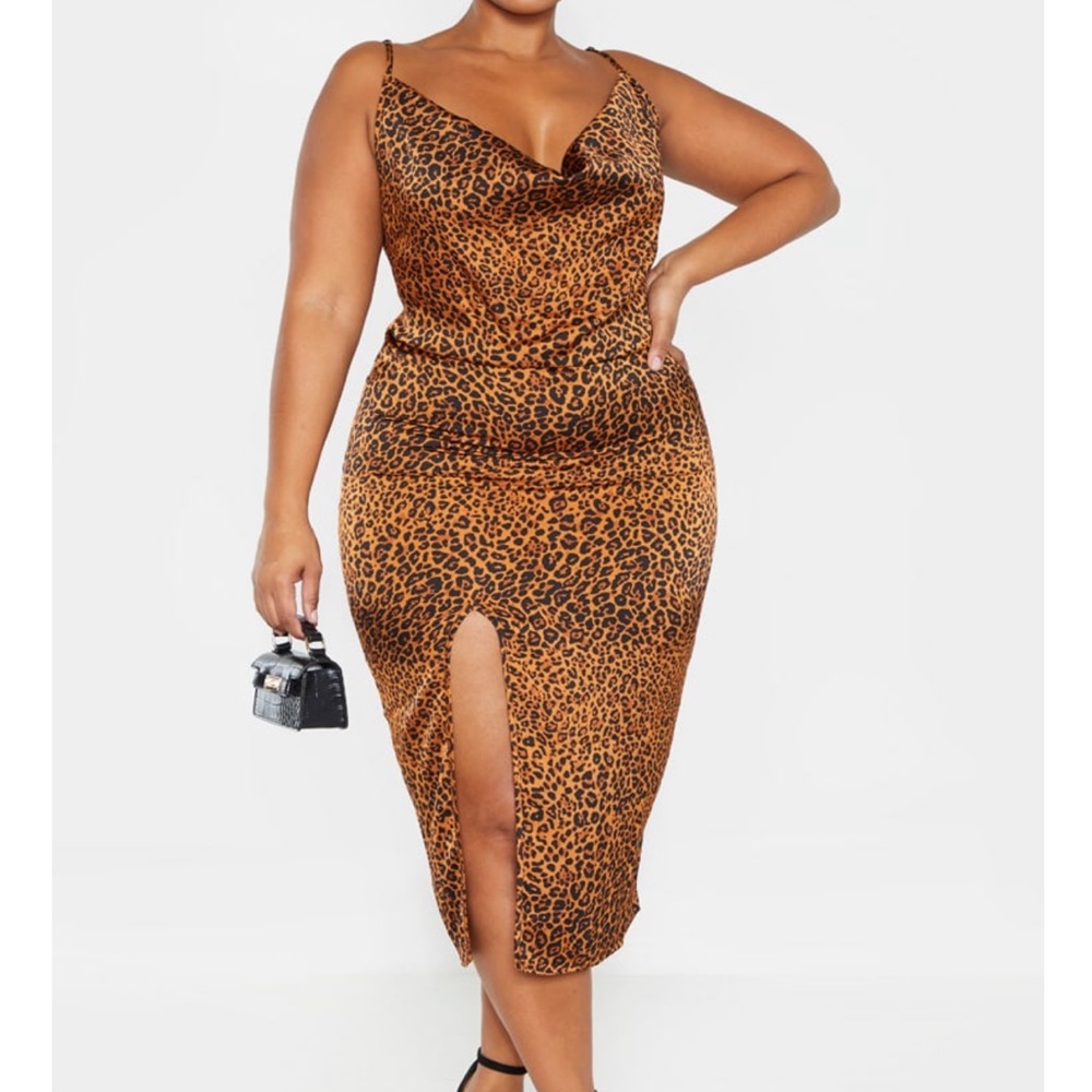 NWT MIDI Dress